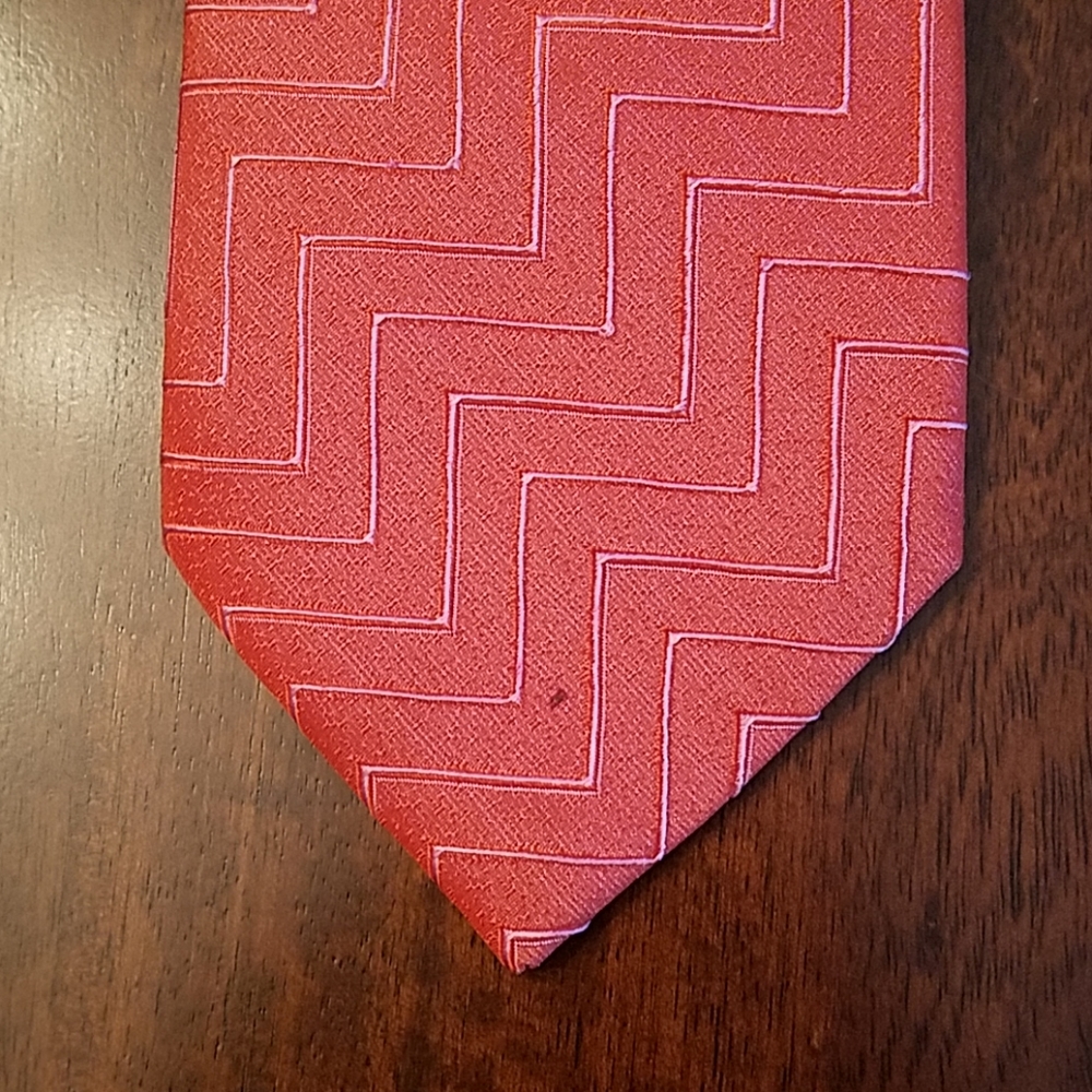 BCBGMAXAZRIA Tie - Picture 2 of 5